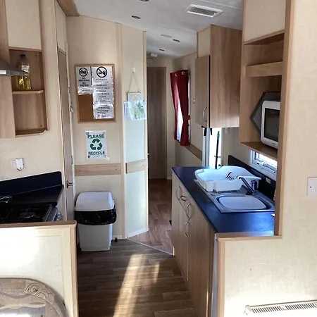 Towyn Golden Gate Rentals 155 Kinmel Bay Exterior photo